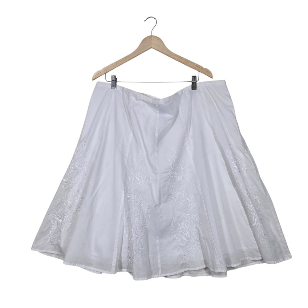 Lane Bryant Embroidered Flair Skirt 26 White Boho Fairy Ethereal Feminine READ